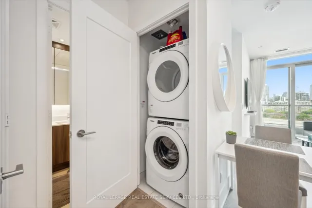 Additional image 18 of 1 Edgewater Dr Unit GPH27