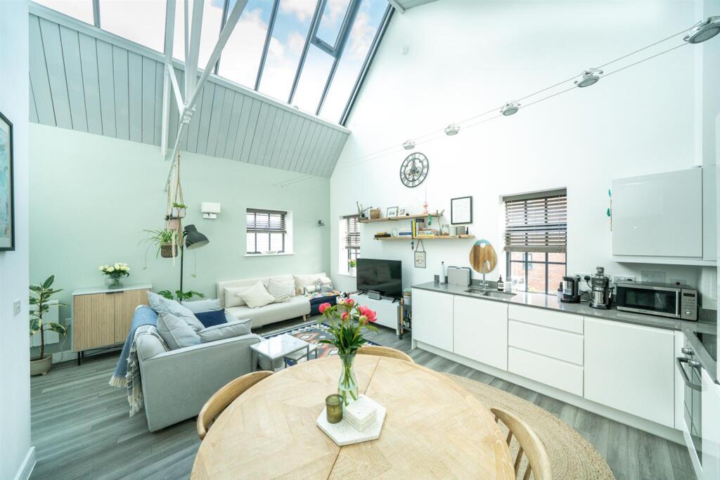 Additional image 16 of Sutton Road, St. Albans