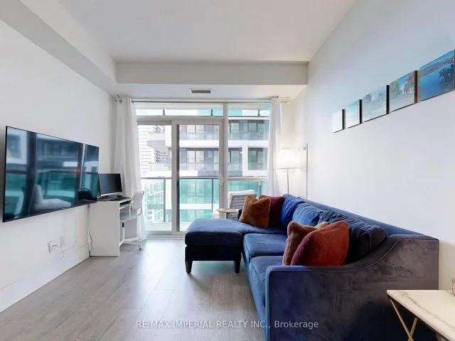 Additional image 16 of 25 Broadway Ave Unit 2004