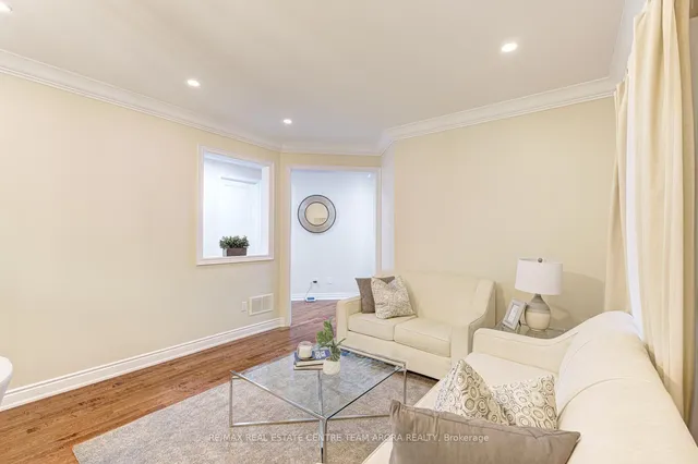 Additional image 7 of 16 Valleyway Dr