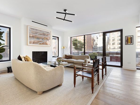 500 W 22nd St, New York, NY 10011