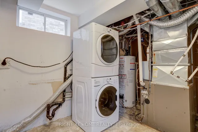 Additional image 16 of 131 Peach Blossom Cres