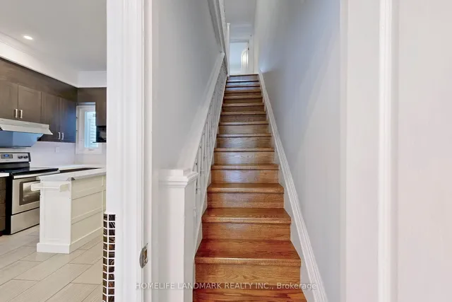 Additional image 19 of 692 Gerrard St