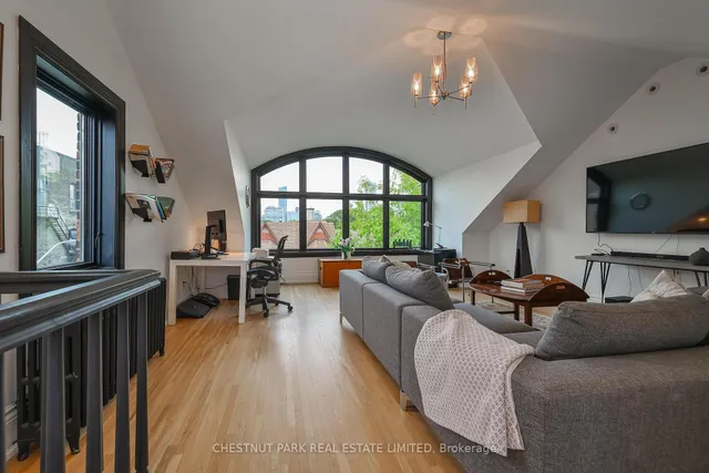 Additional image 27 of 82 Bellevue Ave