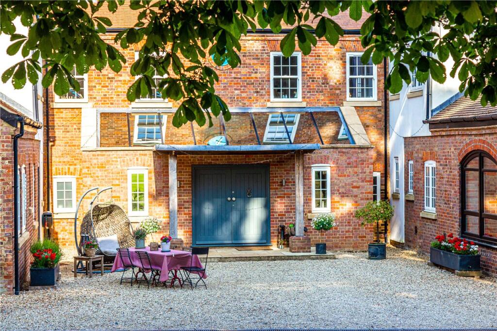 Additional image 23 of Luton Road, Markyate, St. Albans, AL3