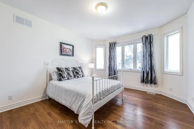 Additional image 24 of 242 Empress Ave