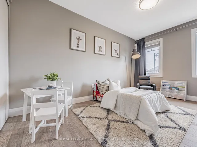 Additional image 21 of 439 Zuest Cres