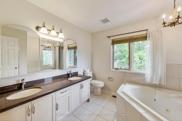 Additional image 22 of 59 Adirondack Cres