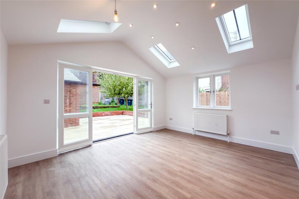 Additional image 20 of West Common, Harpenden, Hertfordshire, AL5