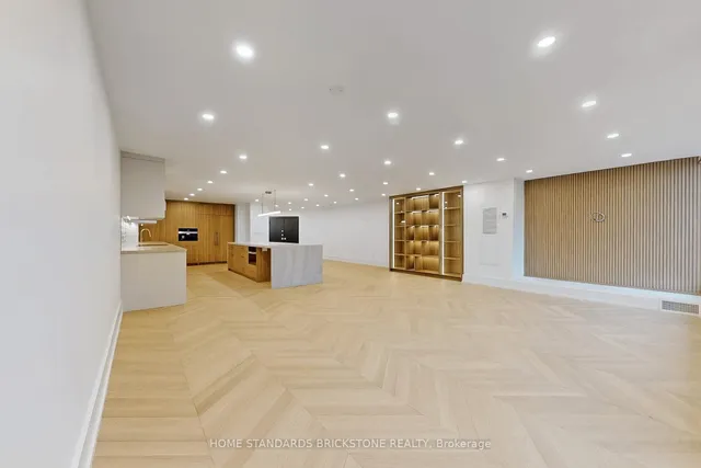 Additional image 6 of 110 Bloor St Unit 1009