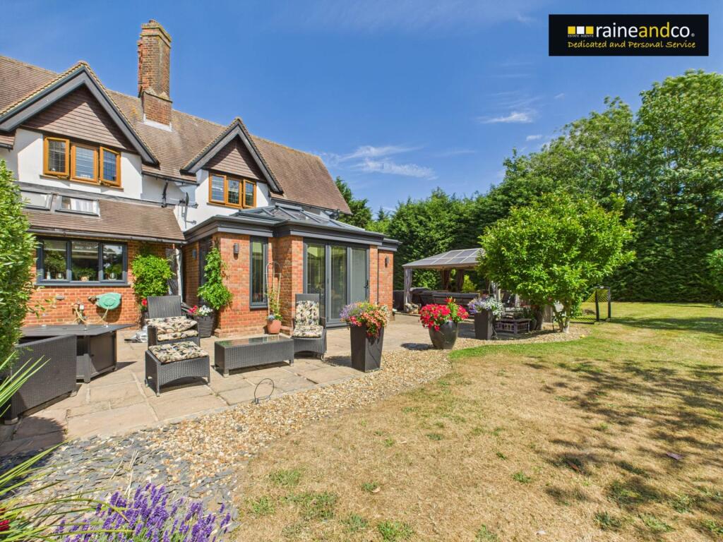 Additional image 36 of Home Farm Road, Brookmans Park