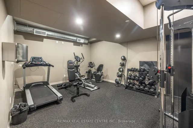 Additional image 28 of 690 King St Unit 412