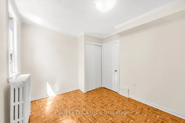 Additional image 12 of 889 Palmerston Ave