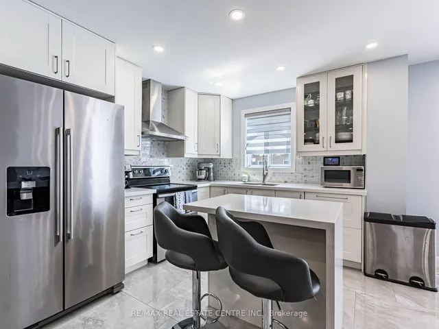 Additional image 18 of 52 Mozart Cres