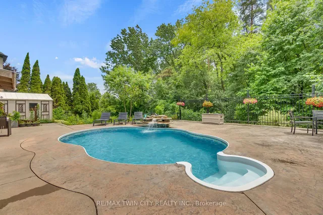 Additional image 37 of 107 Chandos Dr