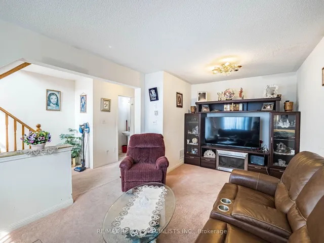 Additional image 12 of 5980 Whitehorn Ave Unit 117