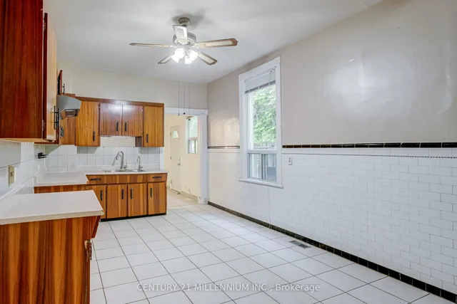 Additional image 16 of 144 Robert St