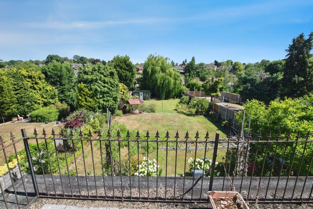 Additional image 21 of Pear Tree Drive, Birmingham