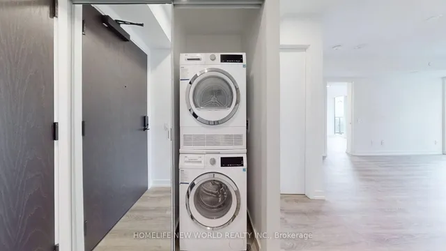 Additional image 18 of 771 Yonge St Unit 1908