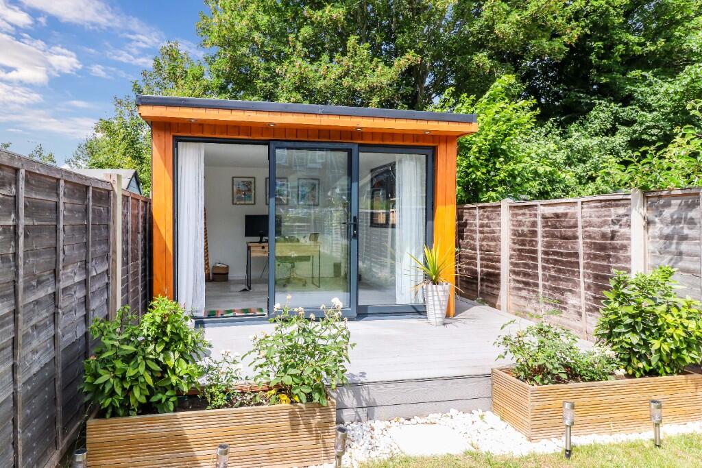 Additional image 29 of Dalton Street, St. Albans, Hertfordshire, AL3