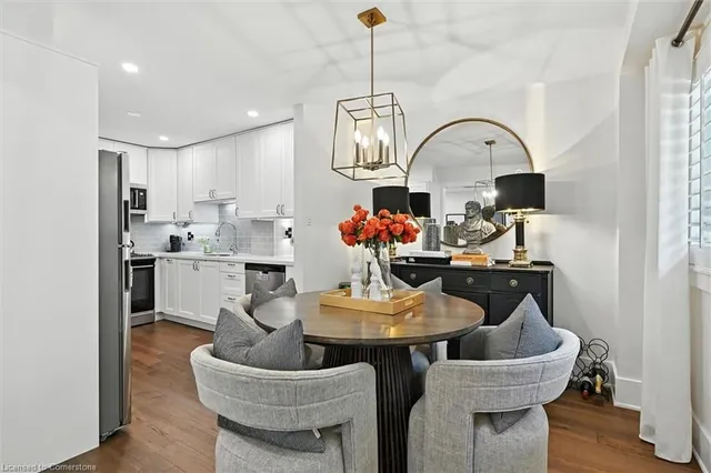 Additional image 11 of 445 Woodview Rd Unit 3