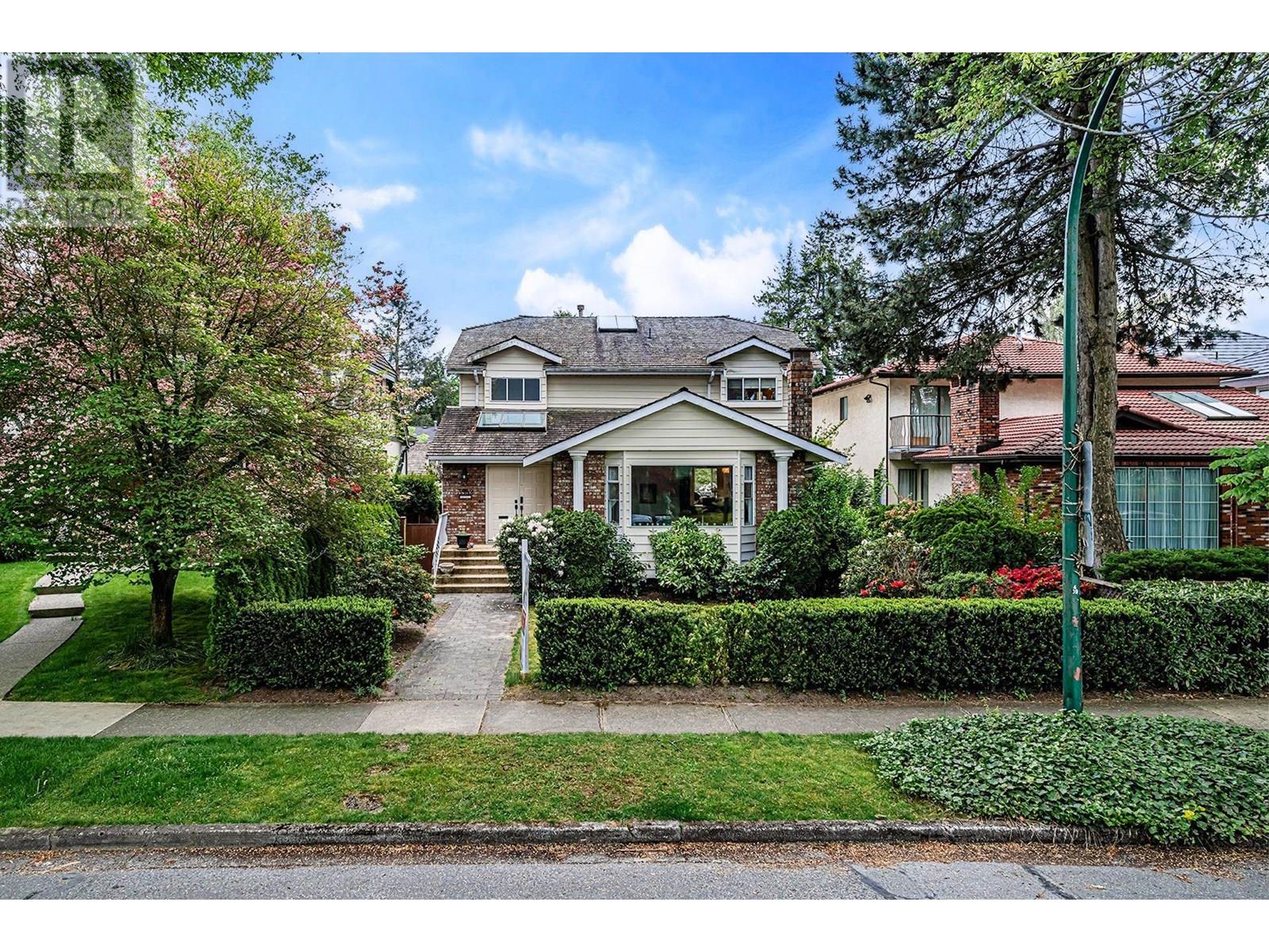 3982 W 29TH AVENUE|Vancouver, British Columbia V6S1T9