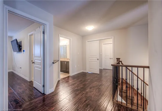 Additional image 35 of 83 Boulder Cres