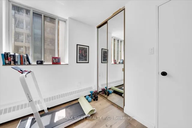 Additional image 21 of 35 Ormskirk Ave Unit 501