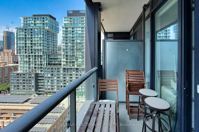 Additional image 24 of 135 Lower Sherbourne St Unit 1464