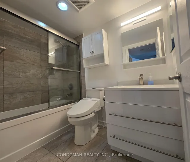 房产图片 5 - 多伦多市贝街763号St 3303单元