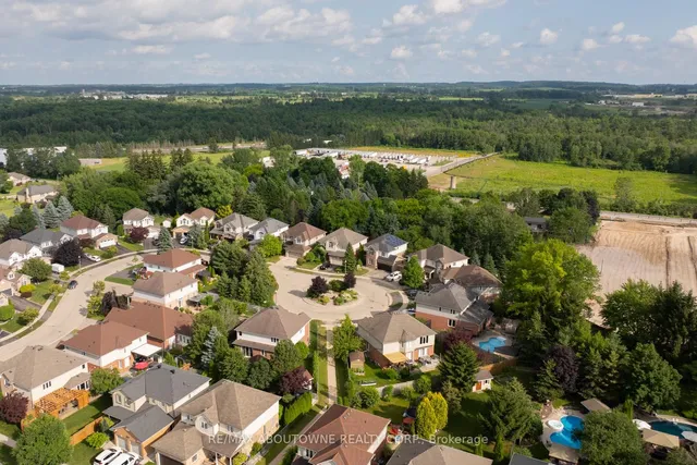 Additional image 46 of 42 Pearwood Crt