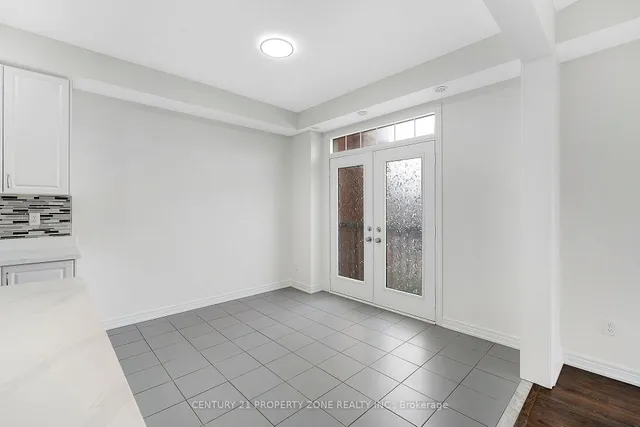 Additional image 27 of 28 Wardenwood Dr