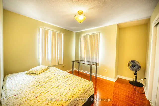 Additional image 8 of 10 Gold Park Pl