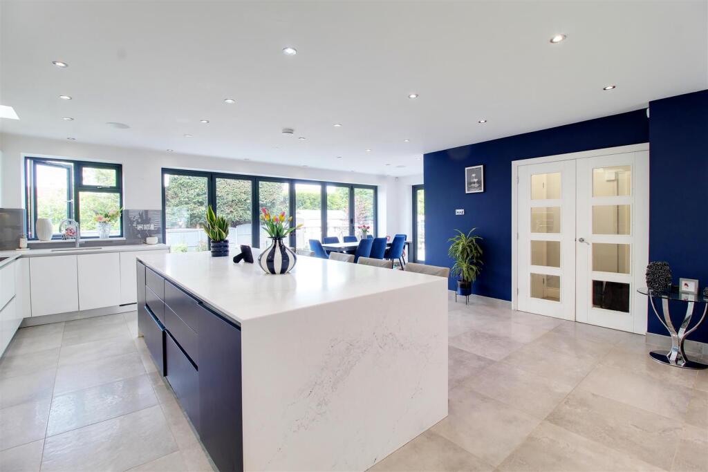 Additional image 10 of Moffats Lane, Brookmans Park