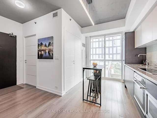 Additional image 7 of 220 George St Unit 406