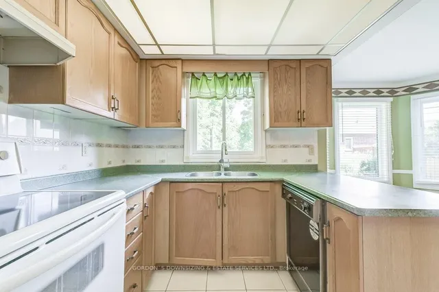 Additional image 12 of 459 Glenashton Dr