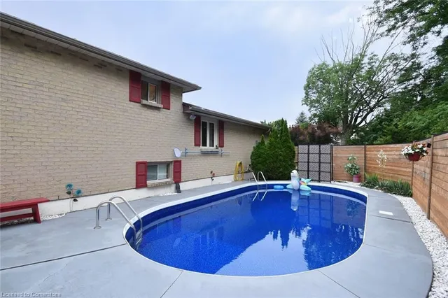 Additional image 50 of 2 Lobo Crt