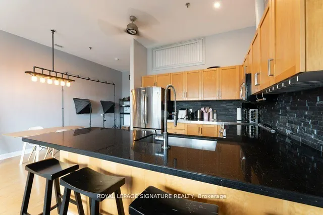 Additional image 14 of 700 King St Unit 801