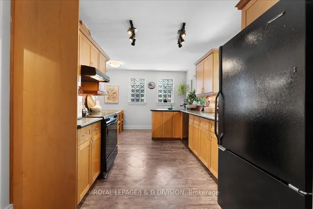 Additional image 5 of 43 Allister Ave