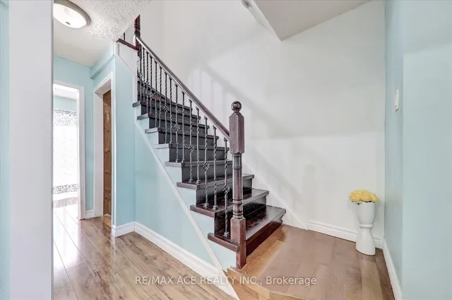 Additional image 22 of 88 Courtleigh Sq