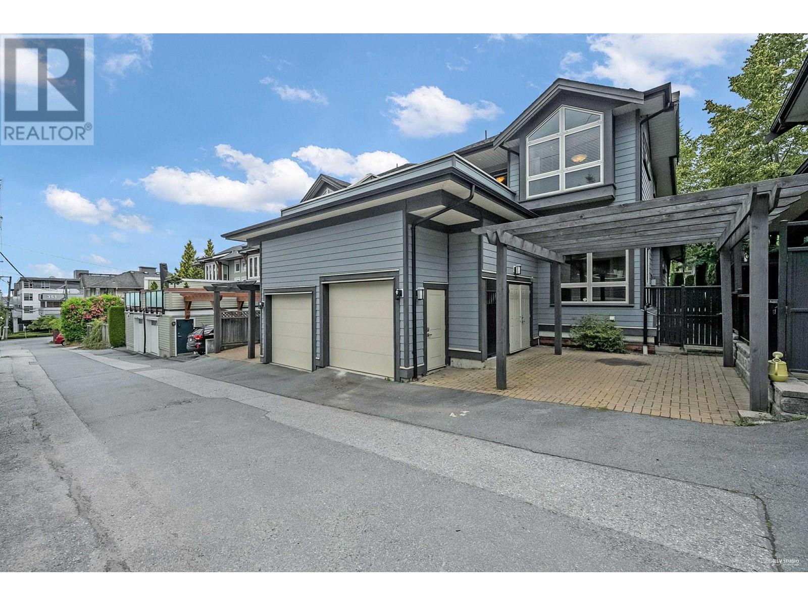 Property image for 3 651 W 14TH STREET|North Vancouver, British Columbia V7M1R3