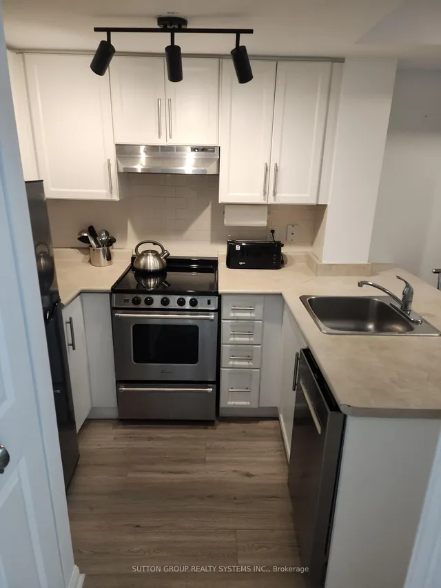 Additional image 7 of 93 The Queensway Unit TH20