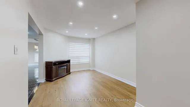 Additional image 11 of 18 Littleborough Crt