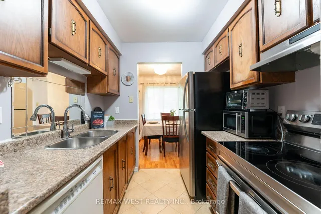 Additional image 8 of 15 Guildwood Pkwy Unit 30