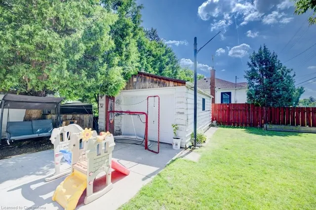 Additional image 34 of 151 Walter Ave