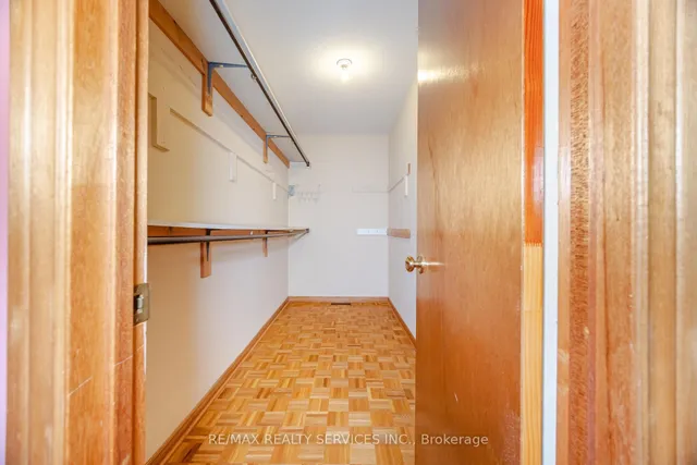 Additional image 30 of 106 Kenpark Ave