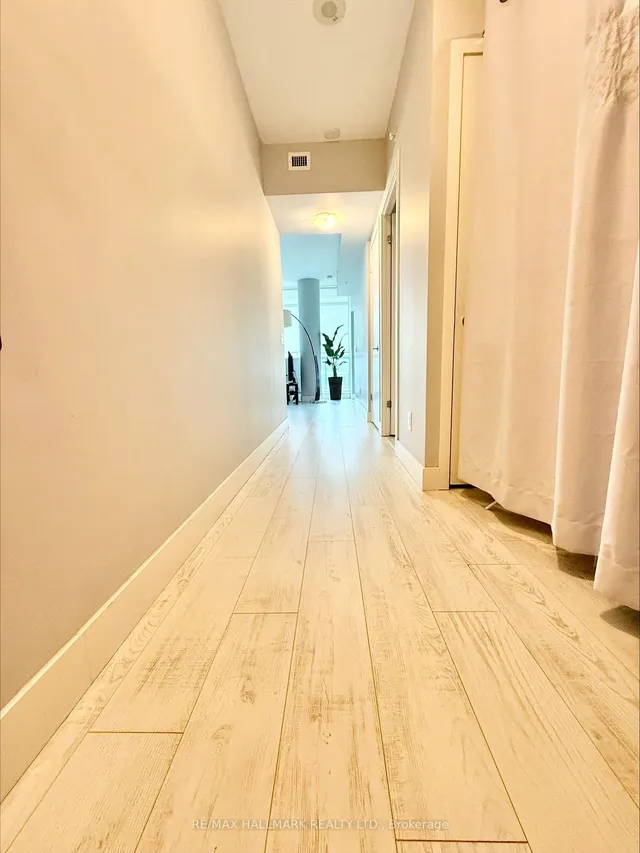 Additional image 9 of 39 SHERBOURNE St Unit 1508