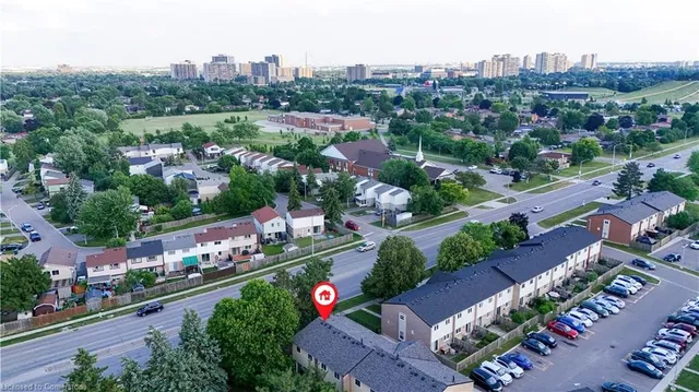 Additional image 15 of 900 Centralpark Dr Unit 115