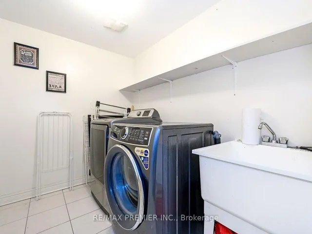 Additional image 39 of 38 Betty Nagle St