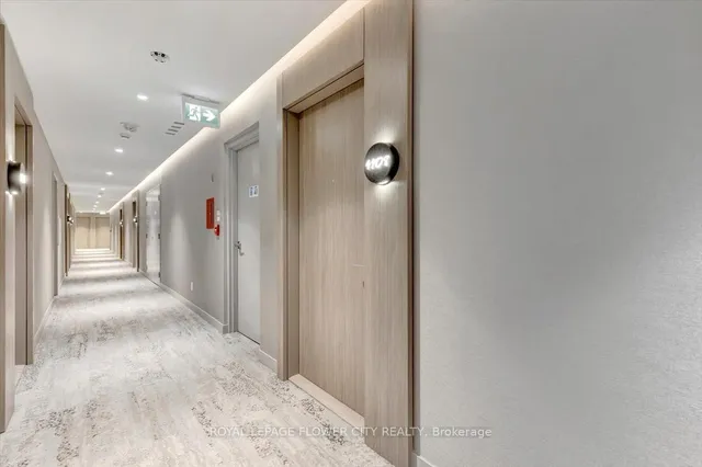 Additional image 29 of 161 Roehampton Ave Unit 4108